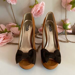 Charlotte Russe faux suede bow platforms 6